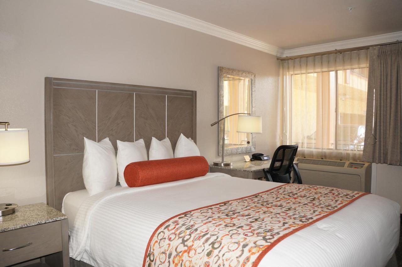 מאונטיין וויו Hotel Aria מראה חיצוני תמונה