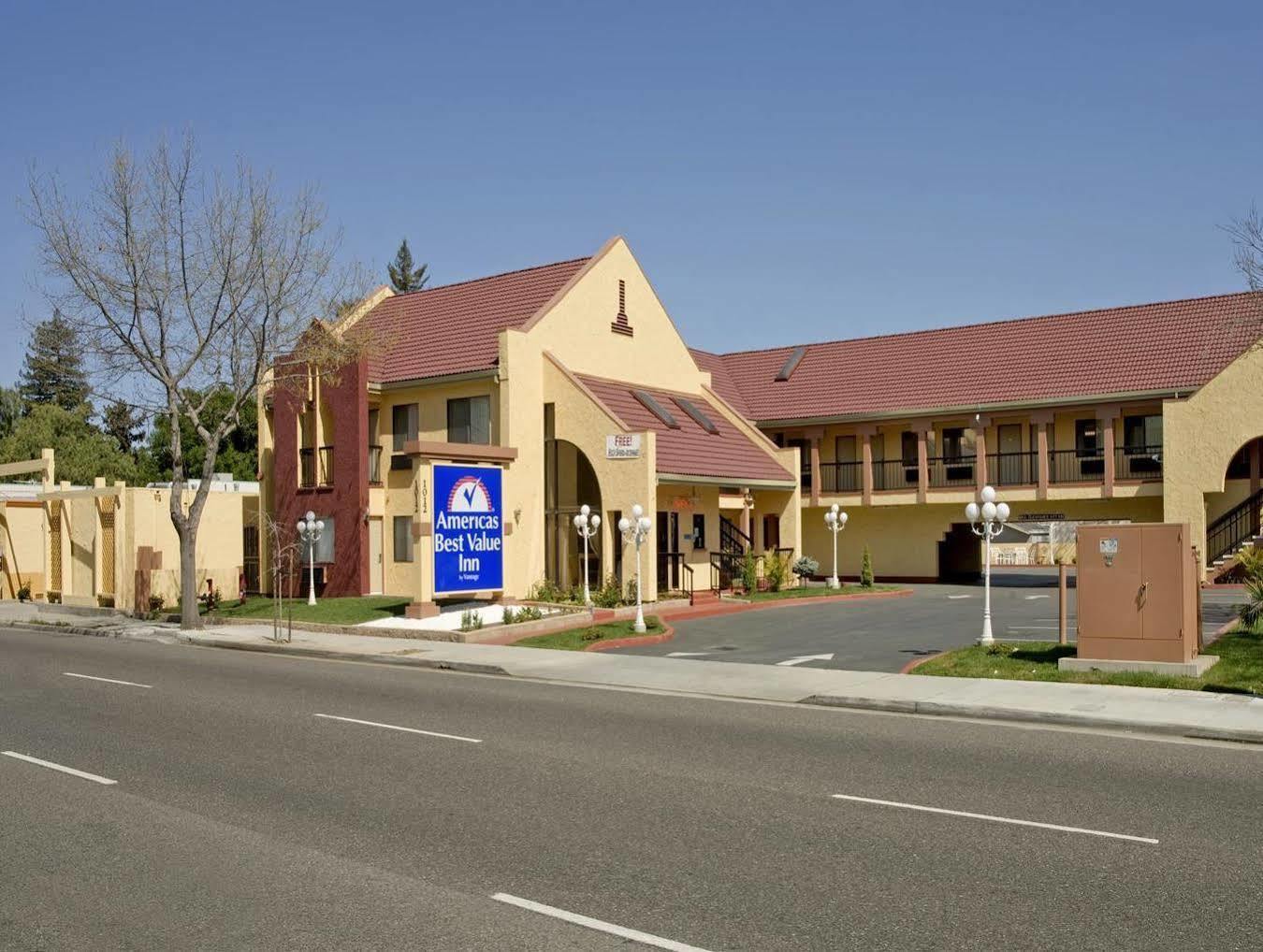 מאונטיין וויו Hotel Aria מראה חיצוני תמונה